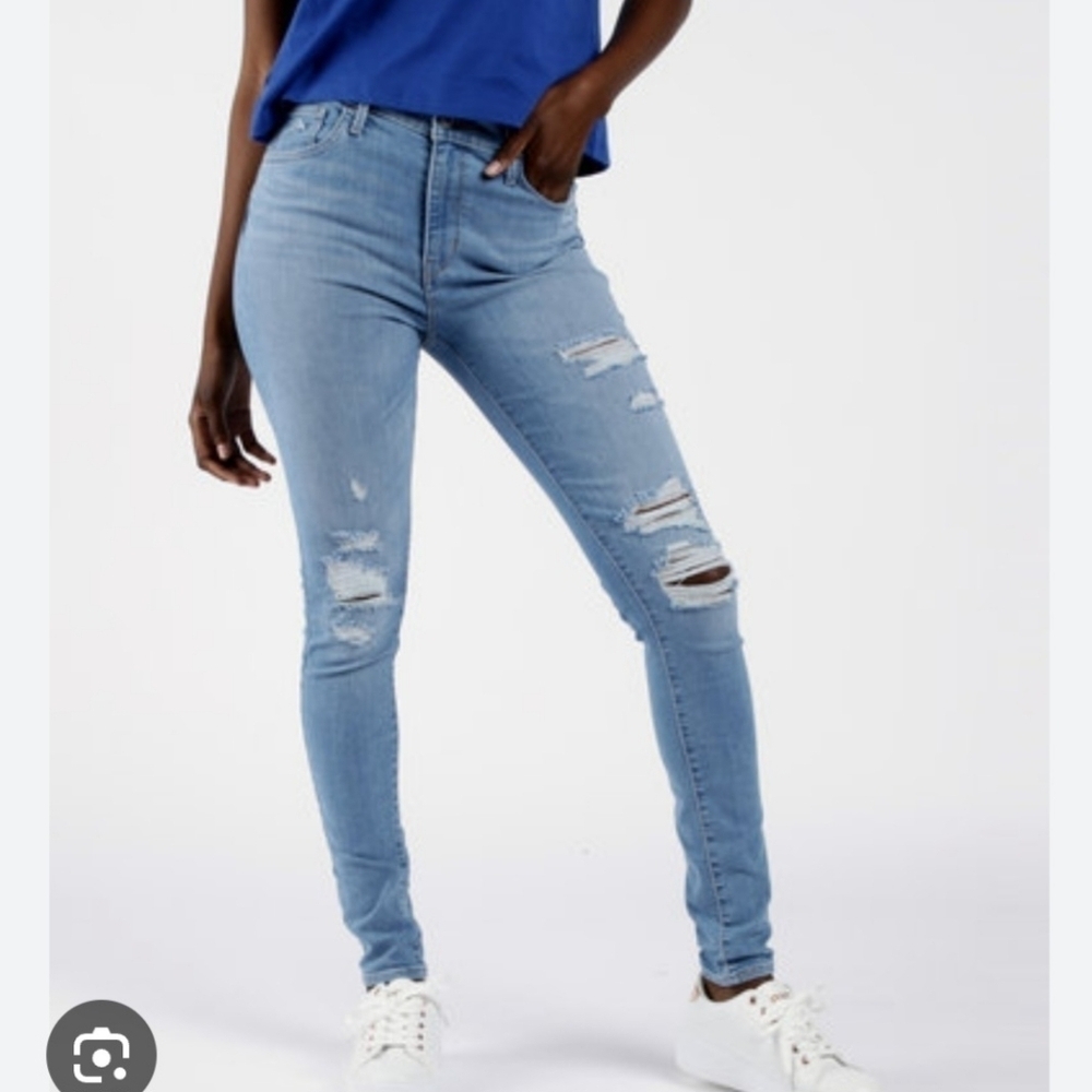 LEVI'S 720 HIGH RISE SUPER SKINNY JEAN - SIZE 27 - EUC